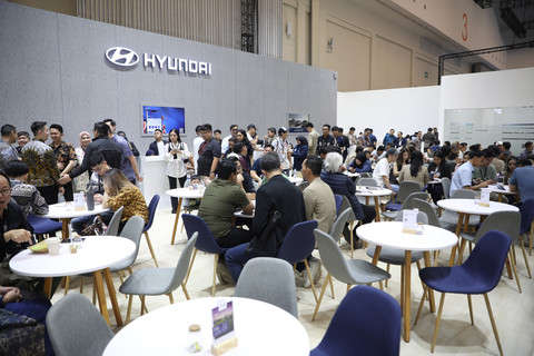 Booth Hyundai di Gaikindo Indonesia International Auto Show (GIIAS) 2025 di ICE BSD, Tangerang, Kamis (24/7/2025). Foto: Aditia Noviansyah/kumparan