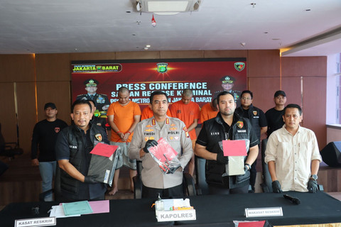  dok Polres Jakbar