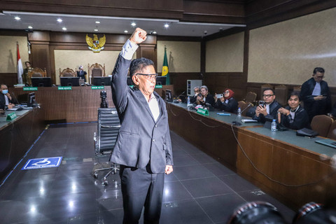 Sekjen PDIP Hasto Kristiyanto tiba di Ruang Pengadilan Tipikor, Jakarta, Jumat (25/7/2025). Foto: Iqbal Firdaus/kumparan