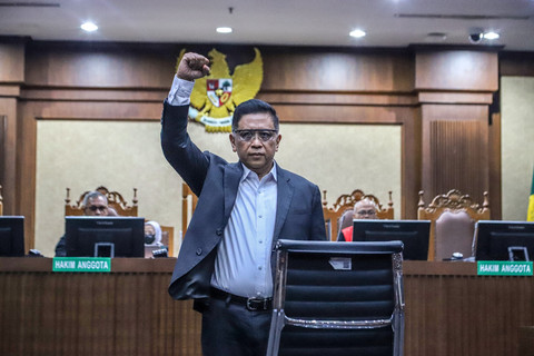 Sekjen PDIP Hasto Kristiyanto menjalani sidang vonis di Ruang Pengadilan Tipikor, Jakarta, Jumat (25/7/2025). Foto: Iqbal Firdaus/kumparan
