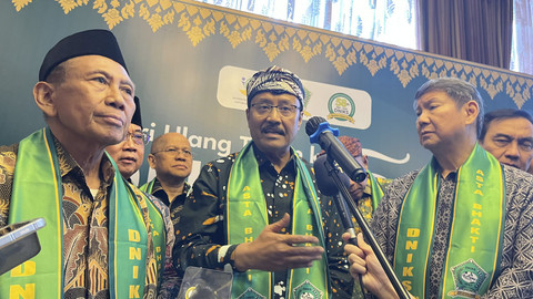 Menteri Sosial Saifullah Yusuf (Gus Ipul) saat menghadiri HUT ke-58 DNIKS di Gedung Aneka Bakti Kemensos, Senen, Jakarta Pusat, Jumat (25/7/2025). Foto: Nasywa Athifah/kumparan
