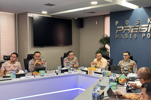 Polri menggelar Sosialisasi Program Koperasi Desa/Kelurahan Merah Putih yang dihadiri oleh jajaran kepolisian dari tingkat pusat hingga wilayah, serta menghadirkan narasumber dari Kementerian Koperasi. Foto: Dok. Polri