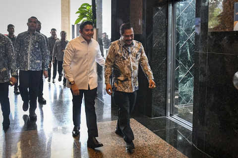 Sekretaris Kabinet Letkol Teddy Indra Wijaya menemui Menteri Imigrasi dan Pemasyarakatan Jenderal Pol (Purn) Agus Andrianto, Jumat (25/7/2025) kemarin. Foto: Instagram/ @sekretariat.kabinet