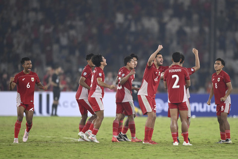 Ekspresi dari pesepak bola Timnas U-23 Indonesia saat adu penalti dengan Timnas U-23 Thailand dalam pertandingan semifinal Piala AFF U-23 2025 di Stadion Utama Gelora Bung Karno (SUGBK), Senayan, Jakarta, Jumat (25/7/2025). Foto: Muhammad Adimaja/ANTARA FOTO