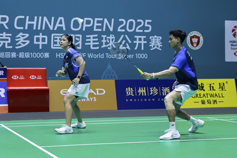 Jafar Hidayatullah/Felisha Alberta Nathaniel Pasaribu saat bertanding di China Open 2025. Foto: Dok. PBSI