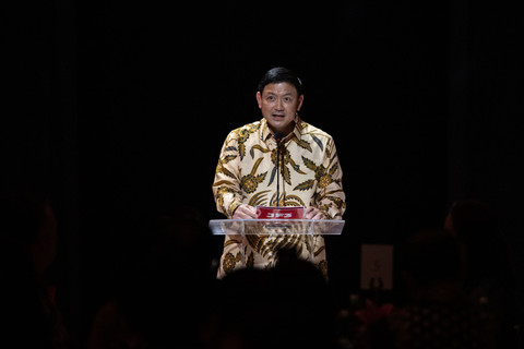 Chairman JF3 Soegianto Nagarian berpidato di malam pembukaan JF3 Fashion Festival pada Kamis (25/07). Foto: JF3