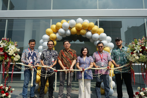 Peresmian diler Polytron EV Gallery & Service di Jakarta dan Surabaya. Foto: Polytron