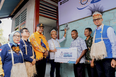Kunjungan kerja Menteri Energi dan Sumber Daya Mineral (ESDM) Bahlil Lahadalia ke Kabupaten Supiori, Papua, Jumat (25/7/2025). Foto: Dok. Kementerian ESDM