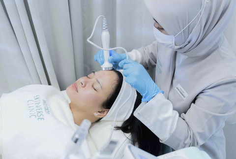 Wardah luncurkan Skinverse Clinic 2025, klinik kecantikan berbasis teknologi AI yang menawarkan perawatan kulit tanpa rasa sakit. Foto: Dok. Wardah