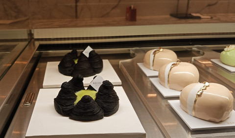 The Peak, Kue Populer dari Korea yang Kini Merambah Surabaya