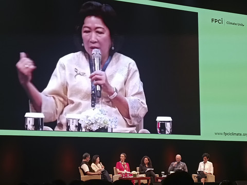 Wakil Ketua Dewan Ekonomi Nasional (DEN) Mari Elka Pangestu saat acara Indonesia Net-Zero Summit 2025 di Djakarta Theatre, Jakarta, Sabtu (26/7/2025).  Foto: Muhammad Fhandra Hardiyon/kumparan