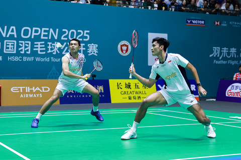 Fajar Alfian/Muhammad Shohibul Fikri saat bertanding di China Open 2025. Foto: Dok. PBSI