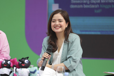 Tasya Kamila saat mengisi Kelas Ibu dan Ayah Cegah DBD dalam acara kumparanMOM Festival Hari Anak 2025 di Ex Taman Anggrek, GBK, Jakarta, Minggu (27/7/2025). Foto: Jamal Ramadhan/kumparan