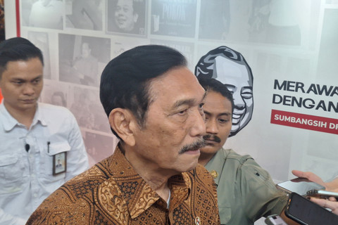 Ketua Dewan Ekonomi Nasional (DEN) Luhut Binsar Panjaitan di gedung Bursa Efek Indonesia (BEI), Jakarta Selatan, Senin (28/7/2025). Foto: Argya Maheswara/kumparan
