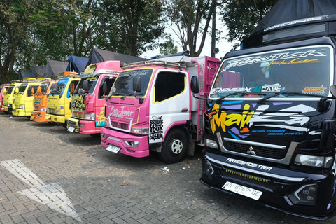 Ragam truk Fuso milik Canter Mania Indonesia Community. dok. KTB
