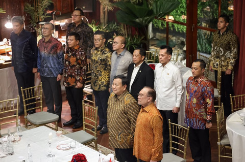 Presiden Prabowo Subianto menerima kunjungan kenegaraan Perdana Menteri Malaysia, Yang Mulia Dato Seri Anwar Ibrahim di kediaman pribadinya, Senin (28/7). Foto: Foto: instagram @presidenrepublikindonesia.