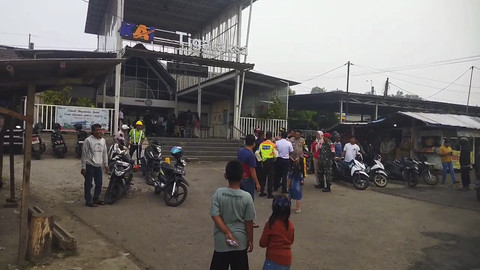 Pangkalan ojek di Stasiun Tigaraksa, Tangerang, Selasa (29/7/2025). Foto: kumparan