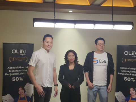 Kiri ke Kanan: Regan S. Subagio, Owner Hong Kong Bay; Ayu Switriani, F&B Director Temuku, dan Gunawan, Co-Founder & CEO PT Esensi Solusi Buana (ESB) di acara ESB Founder's Table di Est Quarter Restaurant, Selasa (29/7/2025). Foto: Ela Nurlaela/kumparan