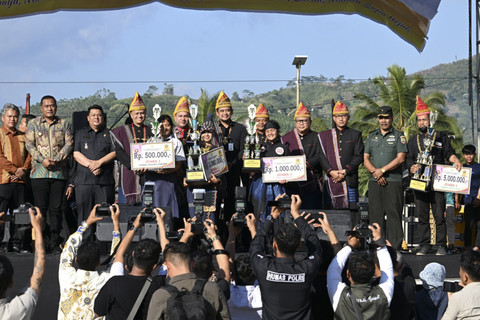 Gubernur Sumatera Utara Bobby Nasution pada HUT ke-22 Pakpak Bharat pada Senin (28/7/2025). Foto: Dok. Istimewa