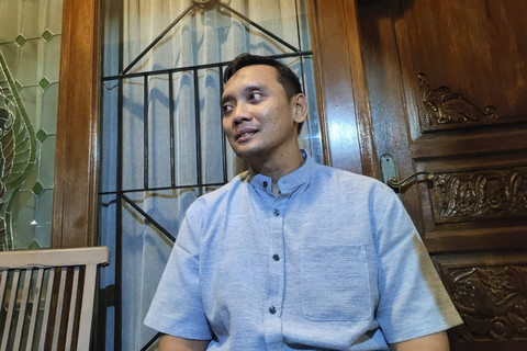 Kakak ipar Arya Daru, Meta Bagus, ditemui di kediamannya di Kapanewon Banguntapan, Kabupaten Bantul, Selasa (29/7/2025). Foto: Arfiansyah Panji Purnandaru/kumparan