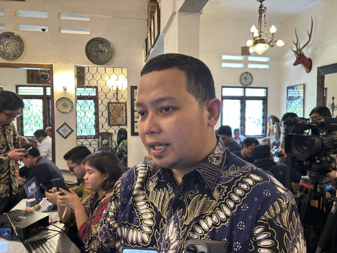 Pengacara mantan Mendag Tom Lembong, Zaid Mushafi ditemui di kawasan Cikini, Jakarta Pusat pada Rabu (30/7/2025). Foto: Abid Raihan/kumparan