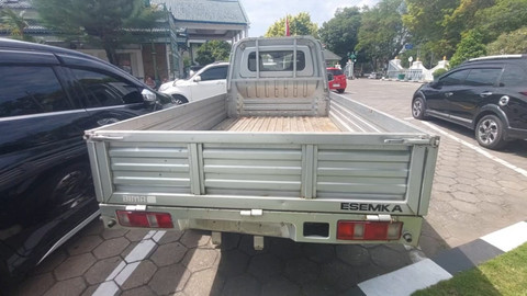 Mobil Esemka dihadirkan di PN Solo, Rabu (30/7/2025) dok kumparan