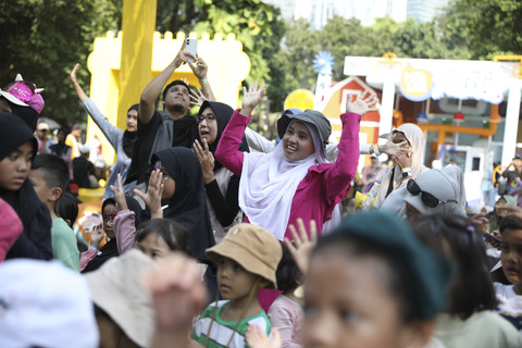 Kodomo menghadirkan aktivitas unik bertajuk “Joget Cuci Rambut" di hari pertama FHA 2025, Sabtu (26/7). Foto: kumparan