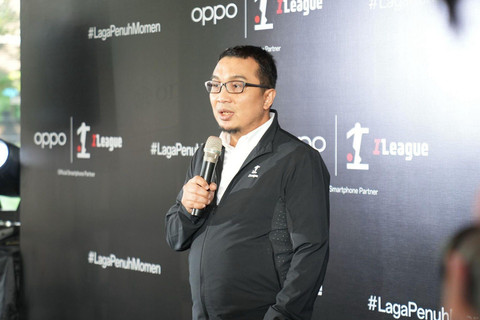 Direktur Komersial & Bisnis iLeague, Sadikin Aksa dalam memberikan sambutan pada peresmian kerja sama OPPO x BRI Super League di Jakarta, Kamis (31/7). Foto: Dok. Istimewa