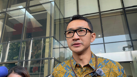 Juru Bicara KPK Budi Prasetyo bicara soal amnesti Sekjen PDIP Hasto Kristiyanto di Gedung Merah Putih KPK, Jakarta Selatan, Jumat (1/8). Foto: Nasywa Athifah/kumparan