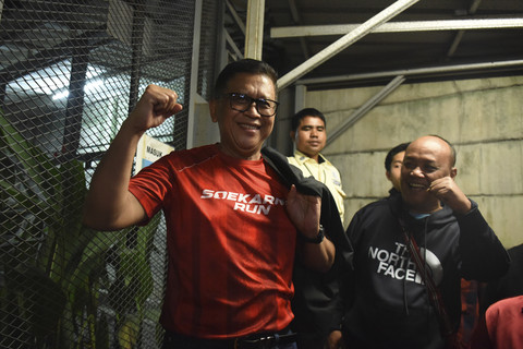 Terdakwa kasus dugaan suap Pergantian Antarwaktu (PAW) untuk anggota DPR Harun Masiku dan perintangan penyidikan, Hasto Kristiyanto meninggalkan Rutan Kelas Jakarta Timur Cabang Rutan KPK, Jakarta, Jumat (1/8/2025). Foto: Indrianto Eko Suwarso/ANTARA FOTO
