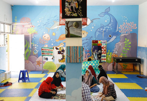 Ruang Berkarya Anak Disabilitas di Rumah Anak Prestasi Surabaya