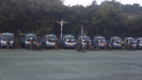 Satpol PP Jakarta Selatan apel persiapan pengosongan Pasar Barito pada Minggu (3/8/2025). Foto: Dok. Istimewa