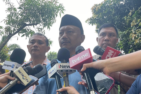 Wakil Kepala Staf TNI AU (Wakasau) Marsekal Madya TNI Tedi Rizalihad di rumah duka Marsma TNI Fajar Adriyanto, di Jalan Triloka XI Komplek TNI AU, Pancoran, Jakarta Selatan, Minggu (3/8/2025). Foto: Fadhil Pramudya/kumparan