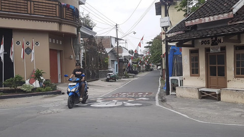 Mural One Piece di jalan Kampung Losari RT 04/RW 02, Kelurahan Semanggi, Kecamatan Pasar Kliwon, Solo, Senin (4/8/2025). Foto: Dok. Istimewa
