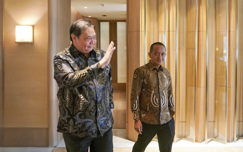 Menko Bidang Perekonomian RI Airlangga Hartarto melakukan pertemuan dengan Menteri ESDM Bahlil Lahadalia, Selasa (5/8/2025). Foto: Instagram/ @airlanggahartarto_official
