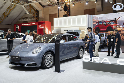 Ilustrasi mobil di Malaysia. Foto: gracethang2/Shutterstock