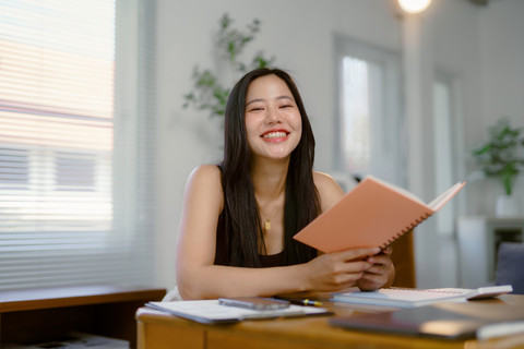 Ramalan zodiak Scorpio bulan Januari 2026. Foto: Shutterstock