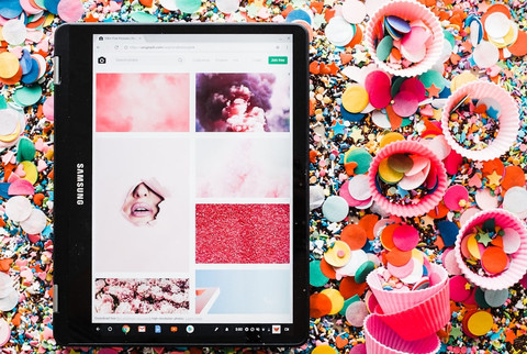 Ilustrasi Harga Tablet Samsung Murah dibawah 1 Juta Sumber Unsplash/Brooke Lark