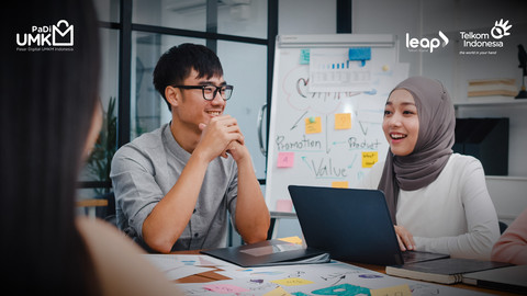 Lewat fitur Tender Kilat, pembeli dapat mengumumkan kebutuhan di PaDi UMKM dan tidak perlu mencari barang dan jasa satu persatu. Pengumuman kebutuhan tersebut dapat dilihat oleh seluruh UMKM yang ada di PaDi.