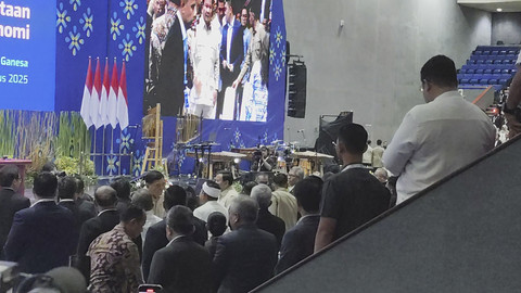 Presiden Prabowo Subianto menghadiri acara Konvensi Sains dan Teknologi dan Industri Indonesia (KSTI) di Sasana Budaya Ganesha (Sabuga) ITB, Bandung, Kamis (7/8/2025). Foto: Luthfi Humam/kumparan