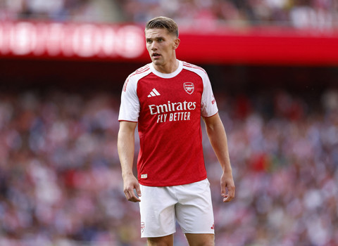 Pemain Arsenal Viktor Gyokeres saat pertandingan pramsuim di Stadion Emirates, London, Inggris, Rabu (6/8/2025). Foto: Peter Cziborra/Reuters