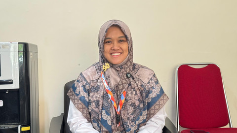 Koordinator Tim Materi Task Force PIONIR UGM 2025, Iswari Nur Hidayati, menyampaikan rencana pendaftaran hak kekayaan intelektual (HAKI) untuk materi PIONIR tahun ini, Sabtu (2/8). Foto: Pandangan Jogja
