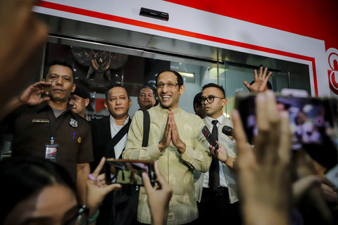 Mendikbudristek periode 2021-2024 Nadiem Makarim usai menjalani pemeriksaan di Gedung Merah Putih KPK, Jakarta, Kamis (7/8/2025). Foto: Jamal Ramadhan/kumparan
