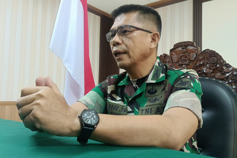 Wakil Kepala Pendam IX/Udayana, Letkol Inf Amir Syarifudin saat jumpa pers di Kodam/Udayana. Foto: Denita br Matondang/kumparan