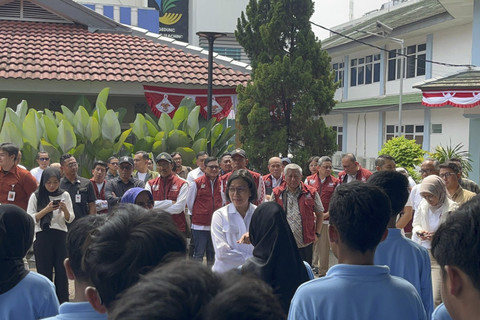 Menteri Keuangan Sri Mulyani di Sekolah Rakyat Menengah Atas, Jakarta Selatan, Sabtu (9/8/2025). Foto: Rayyan Farhansyah/kumparan