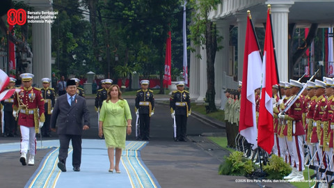 Presiden Prabowo Subianto menerima kunjungan resmi Presiden Republik Peru Dina Baluarte di Istana Merdeka, Senin (11/8/2025). Foto: Youtube/Sekretariat Presiden