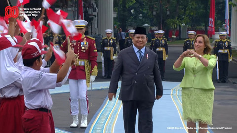 Presiden Prabowo Subianto menerima kunjungan resmi Presiden Republik Peru Dina Baluarte di Istana Merdeka, Senin (11/8/2025). Foto: Youtube/Sekretariat Presiden