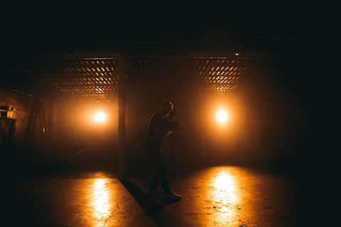  Pexels/Kyle Loftus 