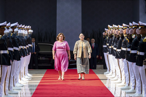 Ketua DPR RI Puan Maharani menerima kunjungan kenegaraan Presiden Republik Peru, Dina Ercilia Boluarte Zegarra di Gedung DPR RI, Senin (11/8/2025). Foto: DPR RI