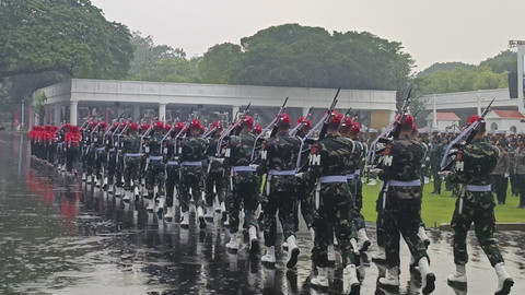 Suasana Gladi Kotor Paskibraka peringatan HUT ke-80 RI di Istana Merdeka, Jakarta Pusat, Selasa (12/8/2025). Foto: Zamachsyari/kumparan
